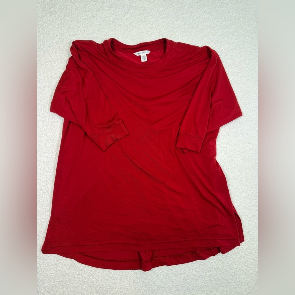 Athleta Women's Tranquility Top Size Med Color Candy Red size medium oversized